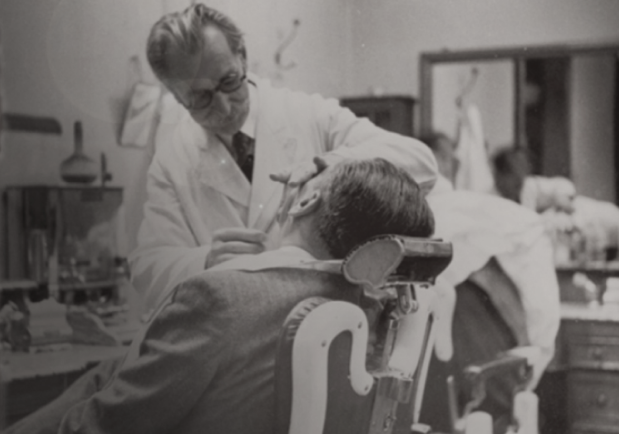 Proraso master barber shaving his client, circa 1949 (est.)